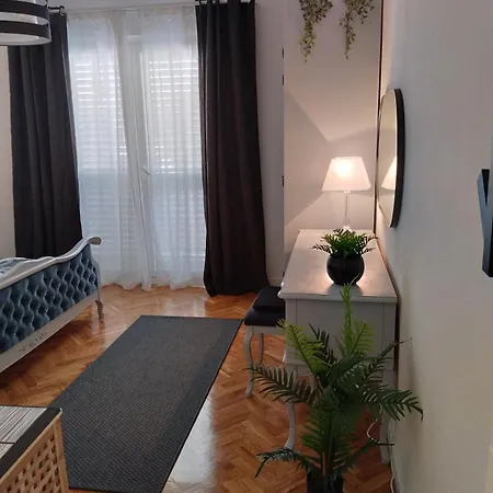 Keti House ホームステイ