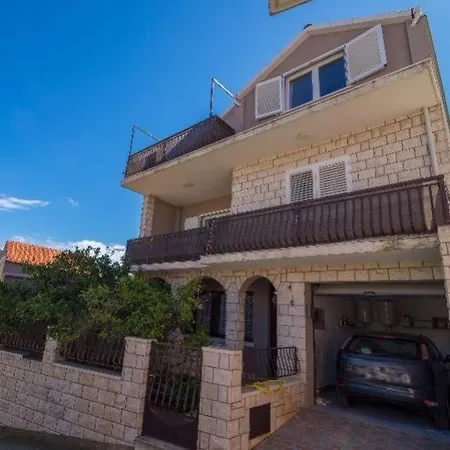 Pansiyon Keti House Vela Luka